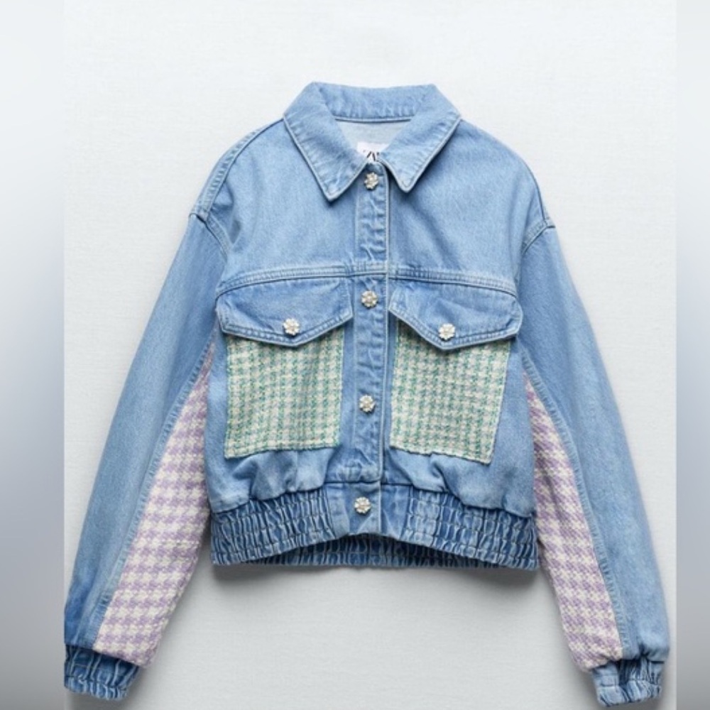 Zara Light-Wash Denim Jacket with Pastel Green and Lavender Houndstooth